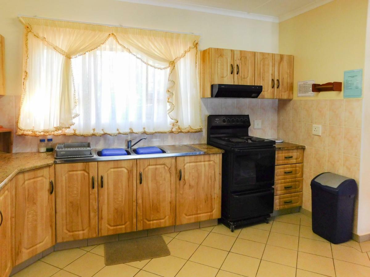Mama Mia Cottages Oslo Beach Port Shepstone Exteriör bild