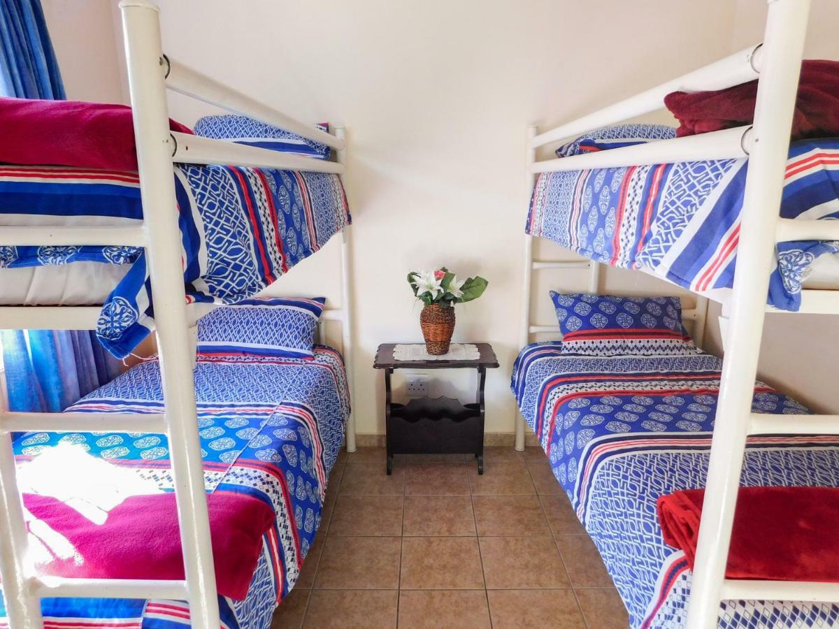 Mama Mia Cottages Oslo Beach Port Shepstone Exteriör bild