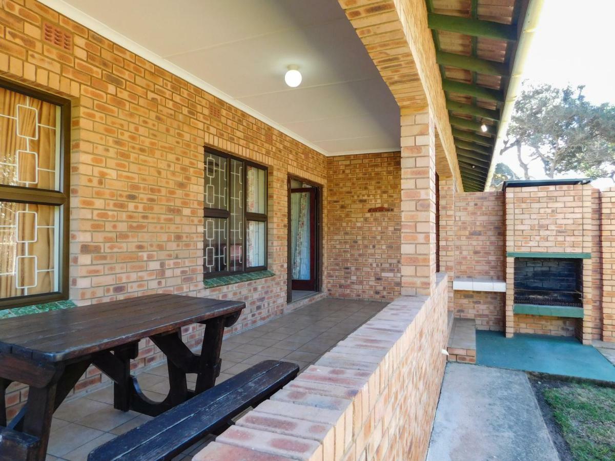 Mama Mia Cottages Oslo Beach Port Shepstone Exteriör bild